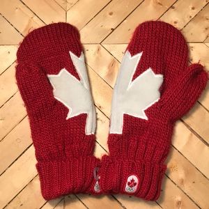 Olympic Team Canada Mittens 🇨🇦
